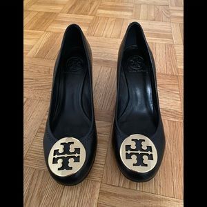 Tory Burch Sally Wedge - Black US Size 6